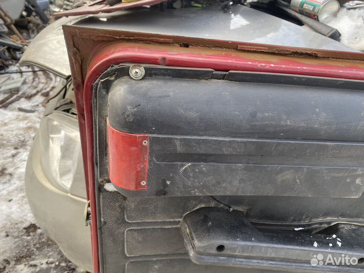 Передняя правая дверь ваз 2104 2105 2106