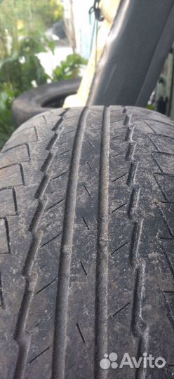 Kumho Road Venture ST KL11 235/65 R17
