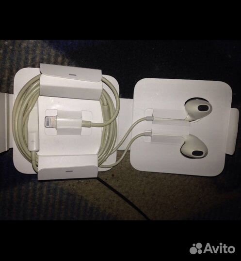 Наушники earpods