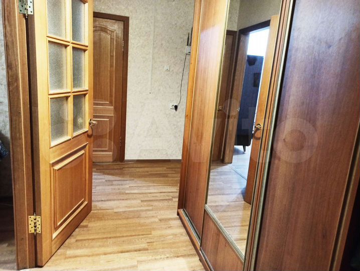 2-к. квартира, 60 м², 8/10 эт.