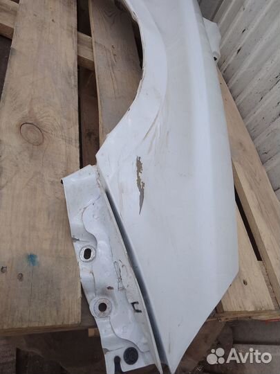 Крыло правое б/у лада веста