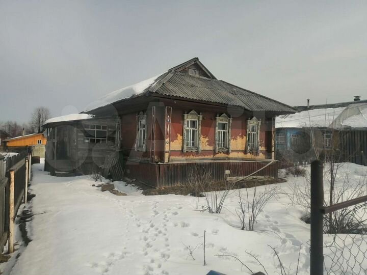 Дом 40 м² на участке 6 сот.