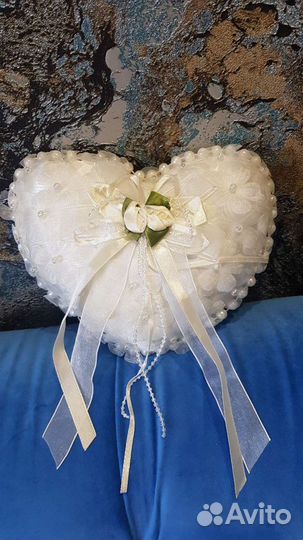 Букет и подушечка для колец