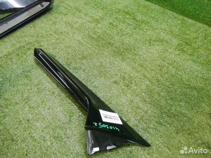 Спойлер крышки багажника левый Audi Q3 2 (2018-н.в