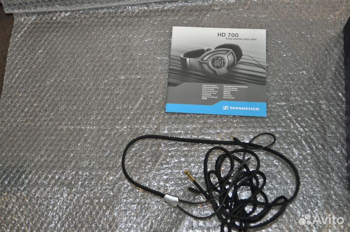 Наушники.Sennheiser HD 700