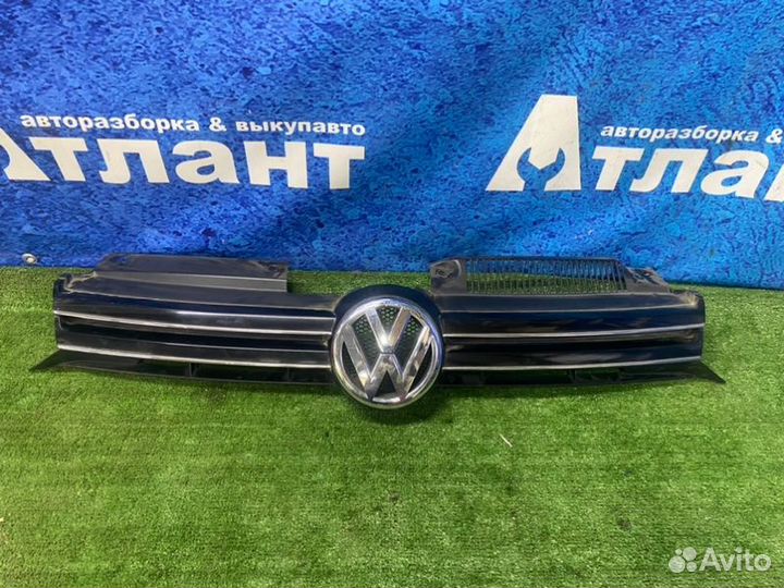 Решетка радиатора Volkswagen Golf MK6 cbzb 2010