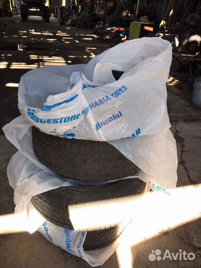 Goodyear UltraGrip Ice SUV Gen-1 235/55 R18 104T