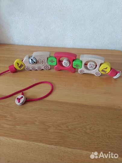 Подвески, паровозик каталка деревяный,мякиши