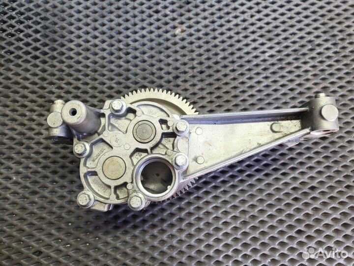 Масляный насос Scania P R G 5 серия