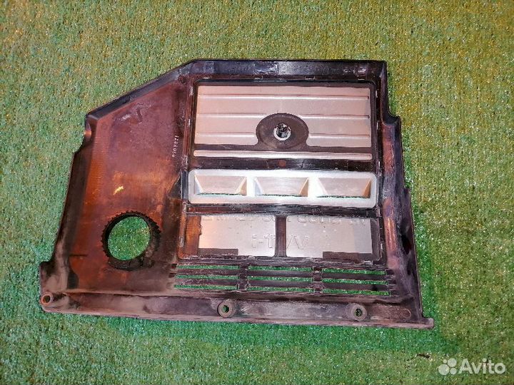 Декоративная крышка двс 11259-20070 Toyota Alphard