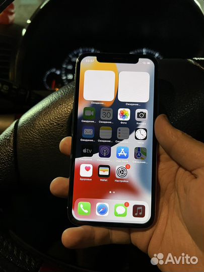 iPhone X, 64 ГБ