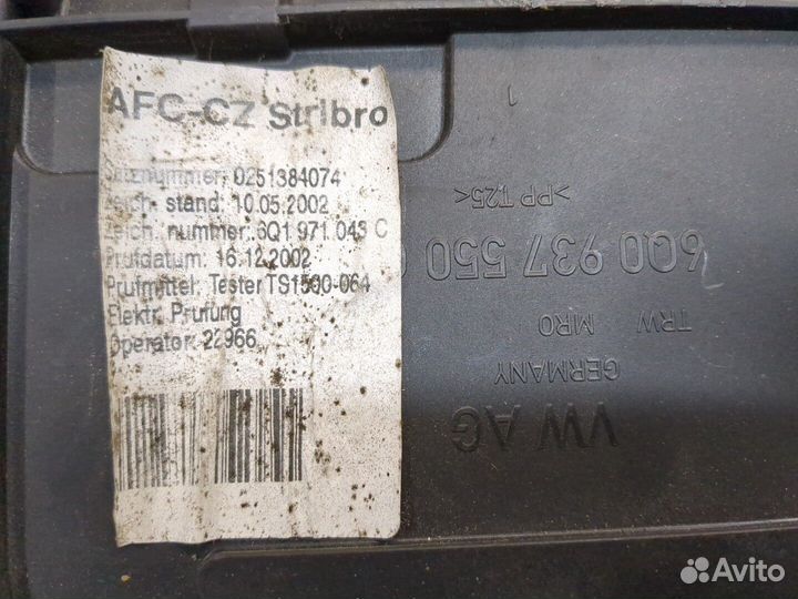 Блок предохранителей Skoda Fabia, 2002