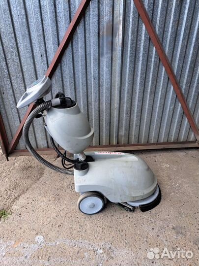 Поломоечная машина аккумуляторная бу