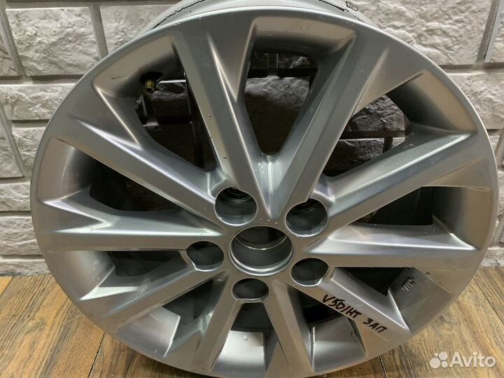Toyota camry V50 Диск колесный литой R16 (запаска)