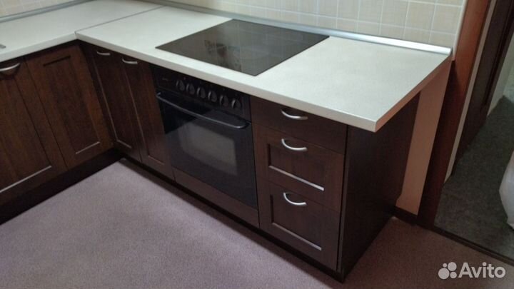 Угловой кухонный гарнитур IKEA