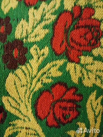 Палас шерстяной