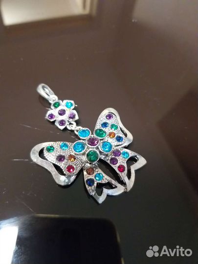 Подвески. Серьги. Браслеты