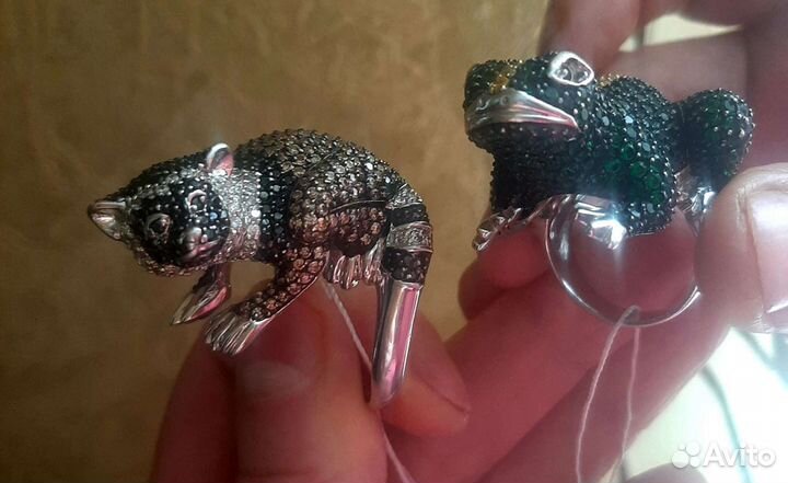Серебряное кольцо и подвески