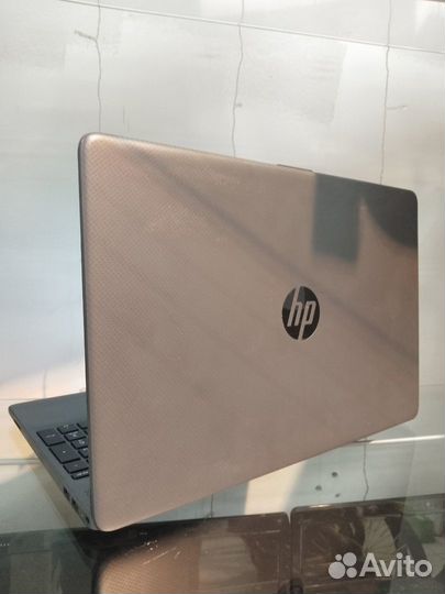 Ноутбук HP 255 G8