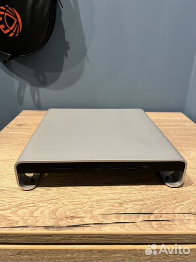 Подставка-хаб для монитора satechi