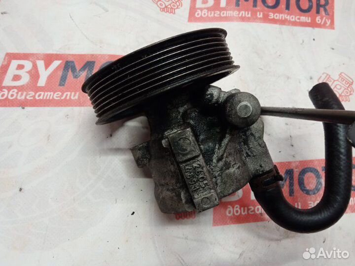 Насос гидроусилителя передний Renault Velsatis