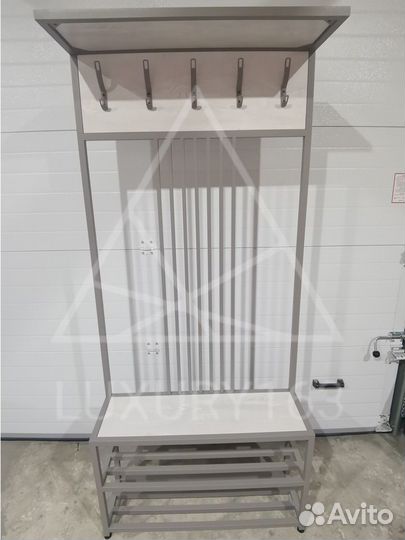 Вешалка напольная в прихожую