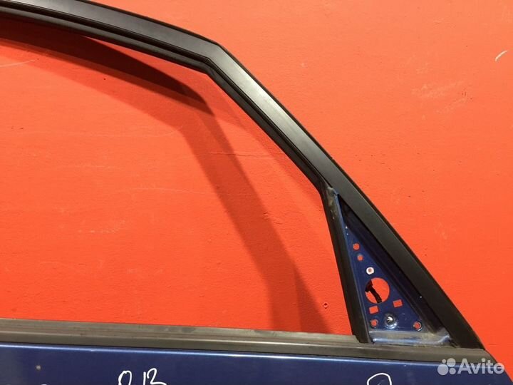 Дверь передняя правая Kia Venga хетчбэк G4FC 1.6L