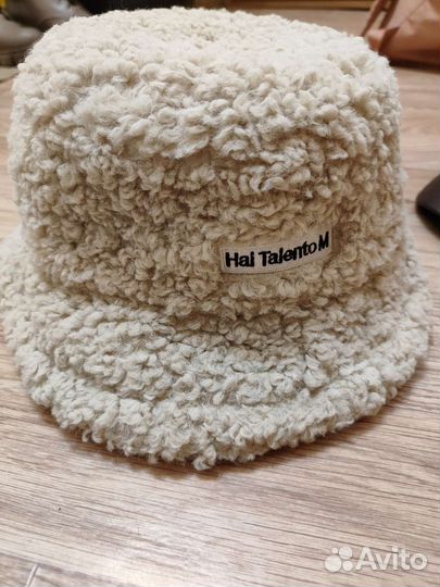 Головные уборы женские