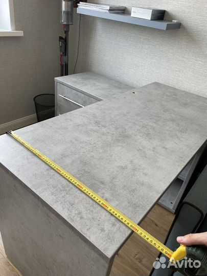 Письменный(компьютерный) стол Вита