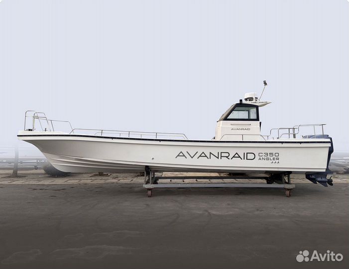 Катер Avanraid C350 Angler