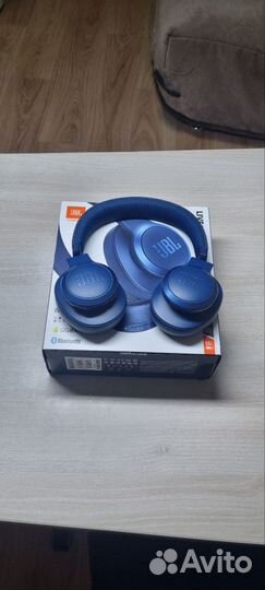 Беспроводные наушники jbl live 660