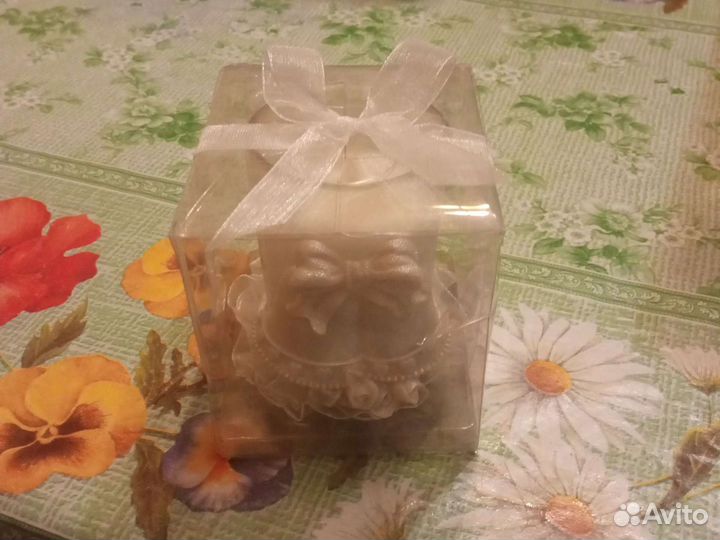 Восковая свеча, семейный очаг