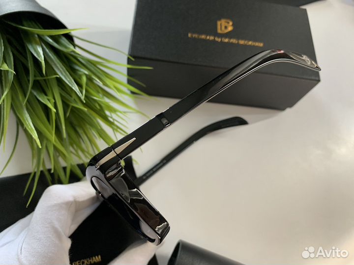 Очки David Beckham солнцезащитные