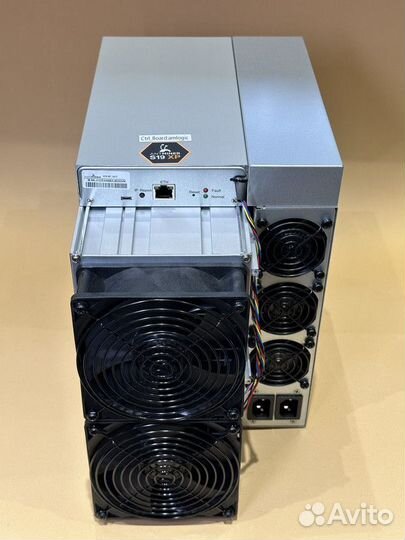 Asic Майнер Antminer S19XP 141TH/s