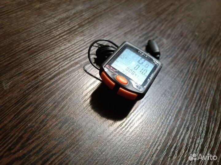 Велокомпьютер с большим экраном