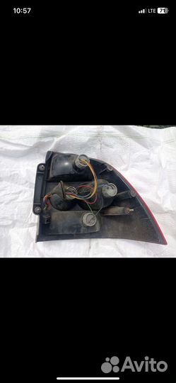 Задний левый фонарь priora