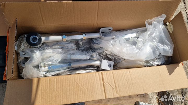 Комплект регулируемых рычагов для Nissan 350Z /G35