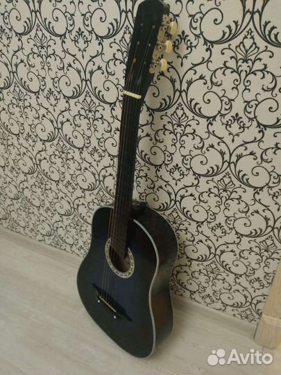 Акустическая гитара бу