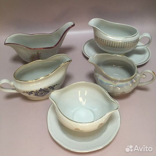 Соусник фарфоровый