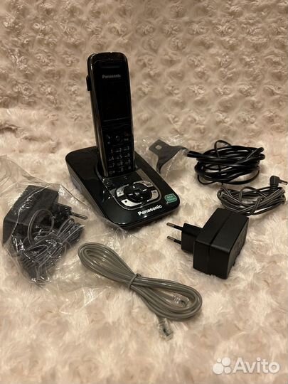 Радиотелефон Panasonic KX-TG8421