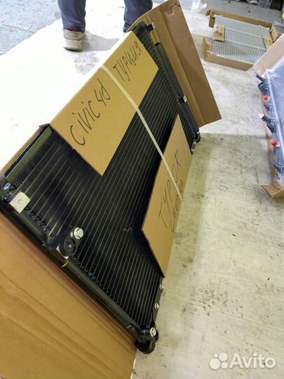 Радиатор honda civic 4d