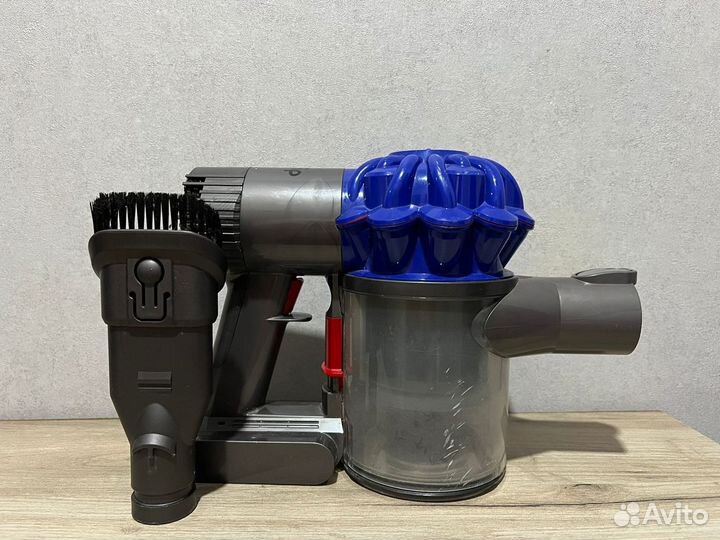 Пылесос Dyson v6