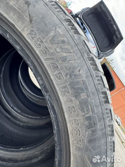 Tigar Winter 235/45 R18 26K