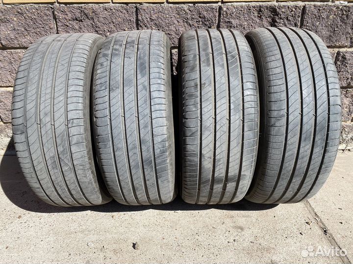 Michelin Primacy 4 235/50 R19