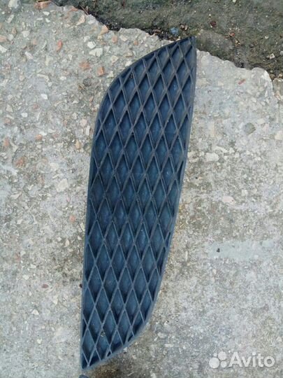 Решётка бампера Опель Астра Н