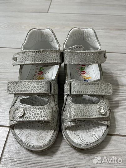 Босоножки для девочки 27 размер в сад