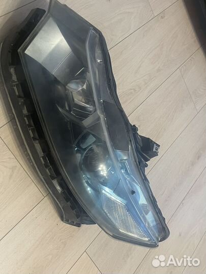 Фара передняя левая Honda Insight 2009 ZE2 LDA