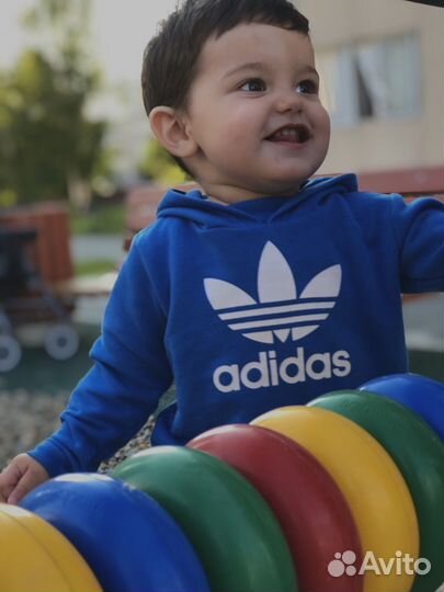 Ребенок модель для фотосессии