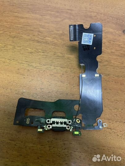 Нижний шлейф iPhone 7 Plus