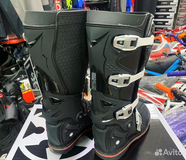 Мотоботы Ryo MX 7